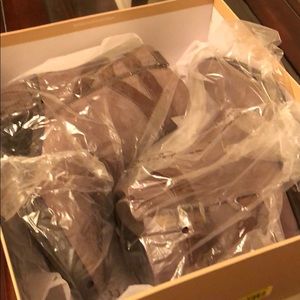 Micheal Kors, Fawn Bootie, Suede, original box